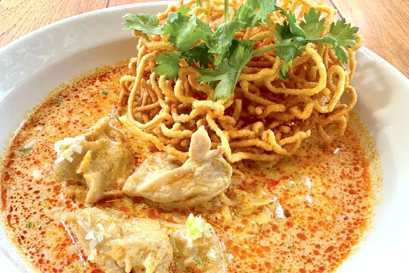 カオソーイ|トゥントーン タイ料理レストラン 柏店