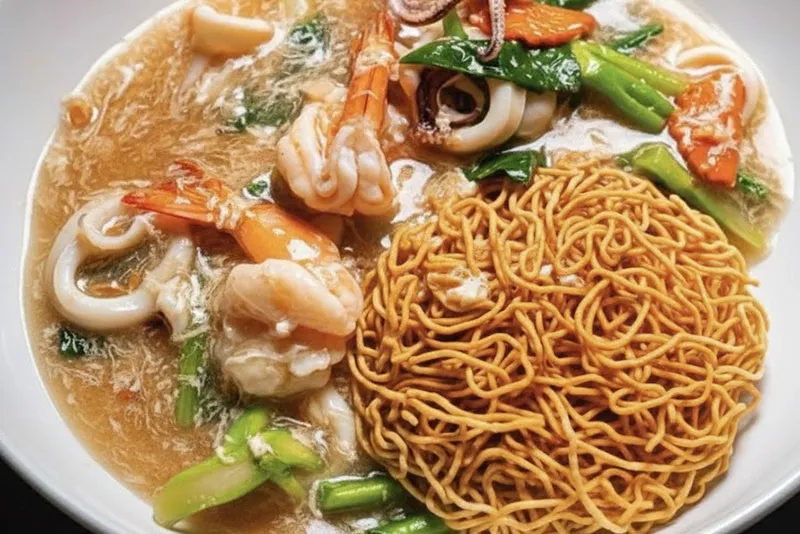 ラートナータレーミークロープ｜トゥントーン タイ料理レストラン 柏店