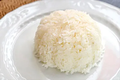 カオスワイ｜トゥントーン タイ料理レストラン 柏店